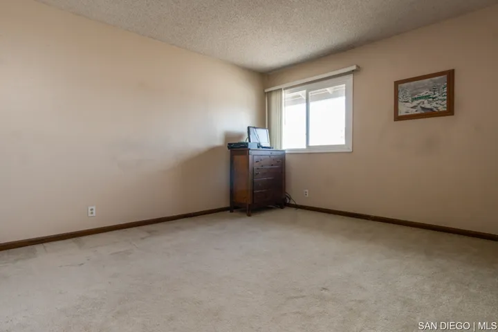 Upstairs Bedroom 2.