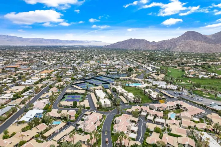 34-web-or-mls-10-web-or-mls-FairwayFinal