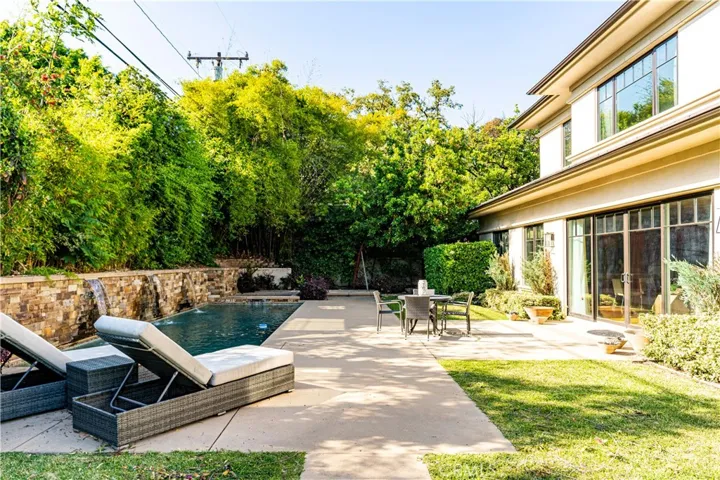 1421 N Baldwin Avenue, Arcadia, California 91006