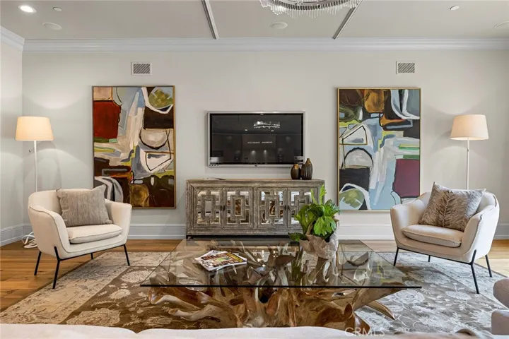 1421 N Baldwin Avenue, Arcadia, California 91006