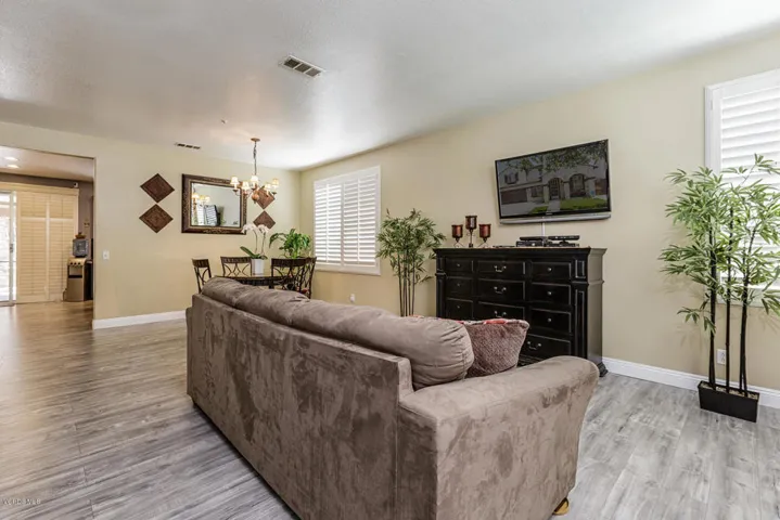 926 Paseo Ortega Oxnard CA-004-2-Living