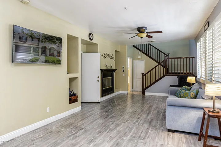 926 Paseo Ortega Oxnard CA-009-23-Family