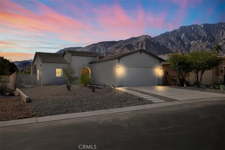 825 Ventana Ridge, Palm Springs, California 92262
