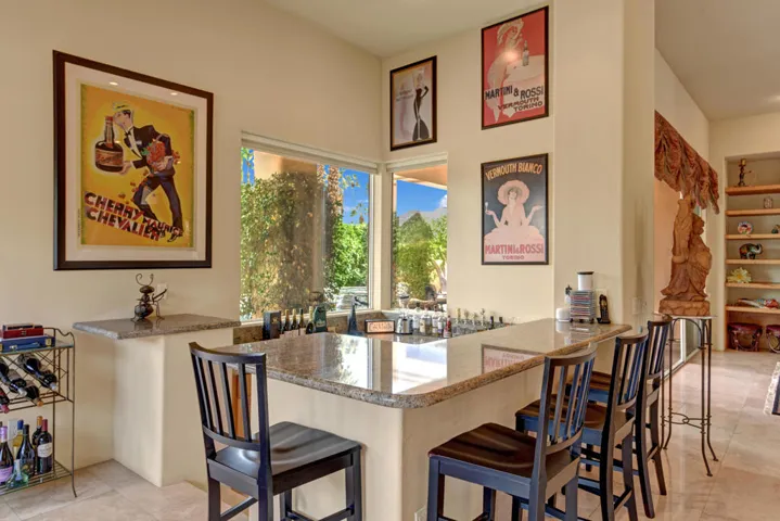 WET BAR