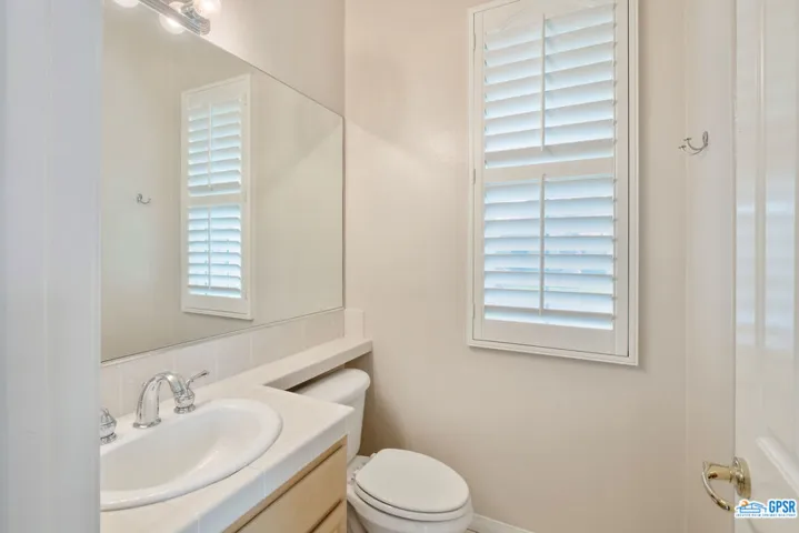 37 Shoreline Drive, Rancho Mirage, California 92270