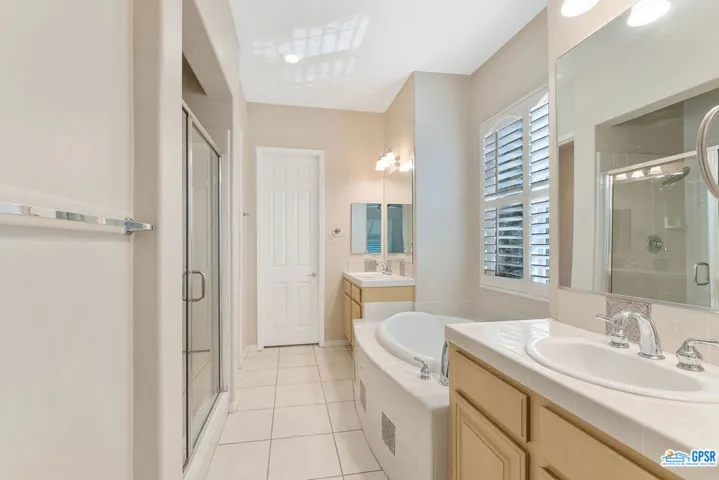 37 Shoreline Drive, Rancho Mirage, California 92270
