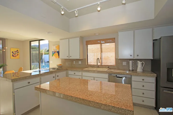 2142 S Toledo Avenue, Palm Springs, California 92264