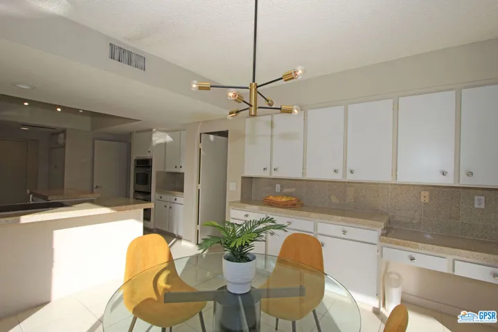 2142 S Toledo Avenue, Palm Springs, California 92264