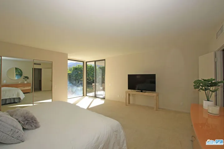 2142 S Toledo Avenue, Palm Springs, California 92264