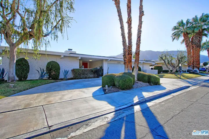 2142 S Toledo Avenue, Palm Springs, California 92264