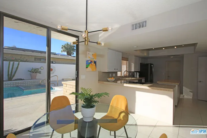 2142 S Toledo Avenue, Palm Springs, California 92264