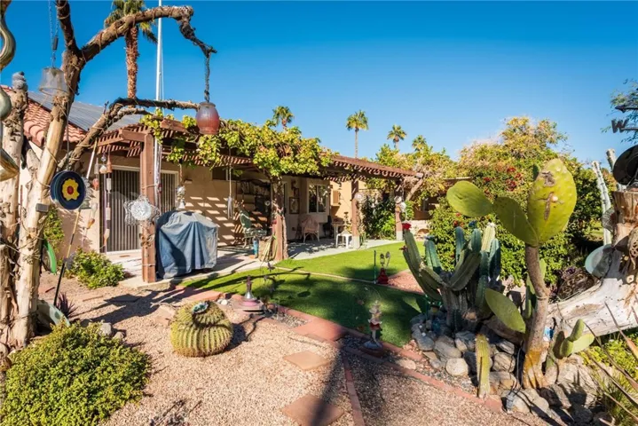40932 Flying Sea Road, Palm Desert, California 92211