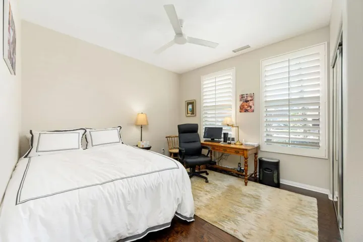 40-web-or-mls-JV_Trilogy_1222_040