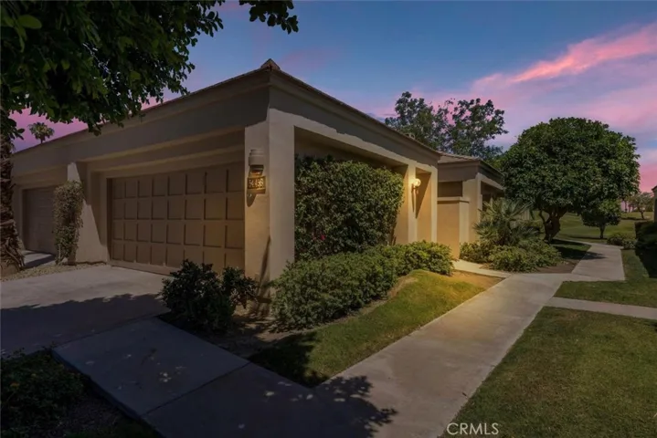 54458 Oak Tree A113, La Quinta, California 92253