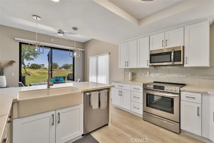 54458 Oak Tree A113, La Quinta, California 92253