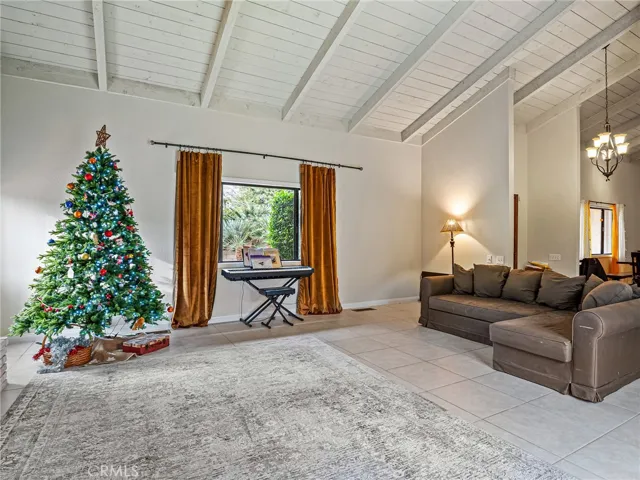 49200 Avenida Anselmo, La Quinta, California 92253
