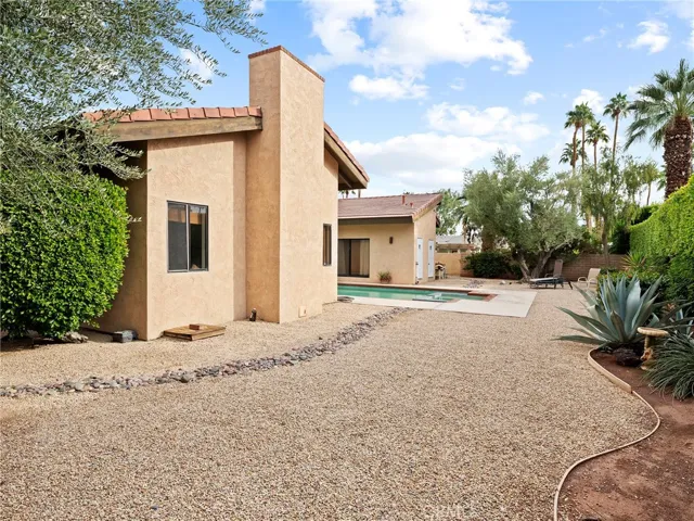 49200 Avenida Anselmo, La Quinta, California 92253