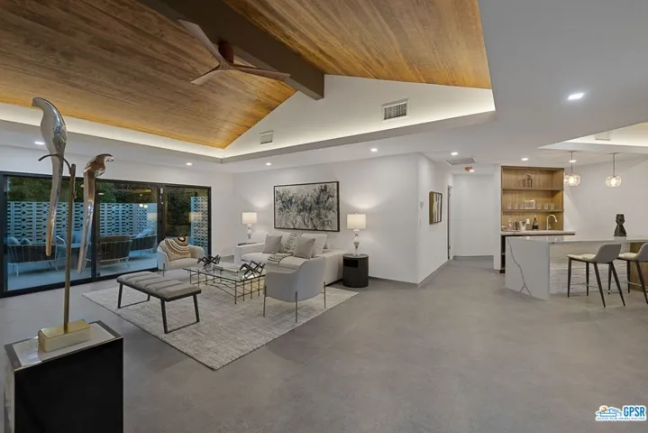 Living Room to side patio