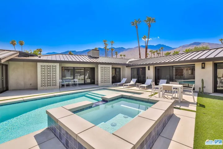 1177 E Sierra Way, Palm Springs, California 92264