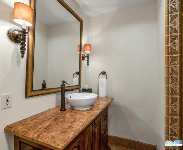 1455 N Vine Avenue, Palm Springs, California 92262