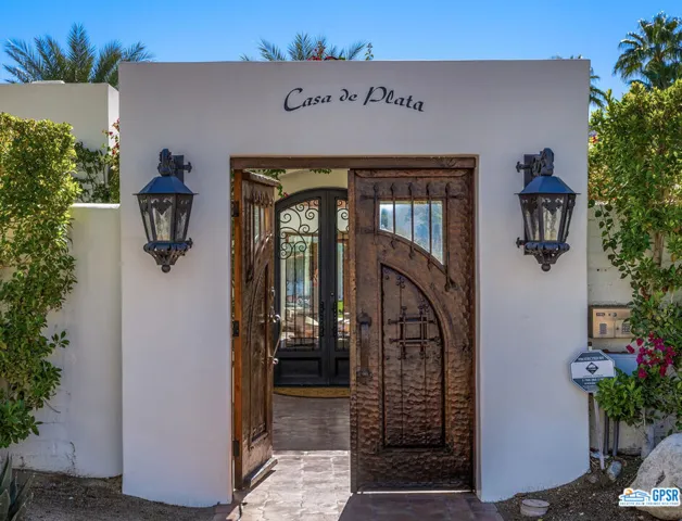 1455 N Vine Avenue, Palm Springs, California 92262