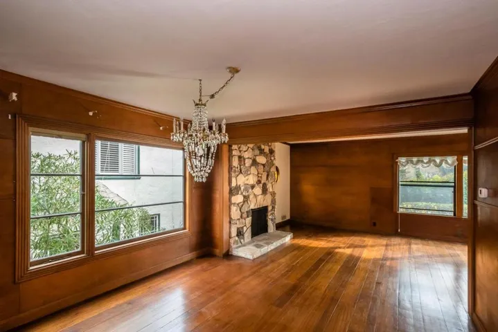 2910 Hillside Drive, Burlingame, California 94010