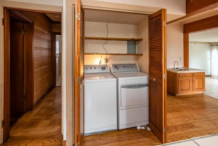 2910 Hillside Drive, Burlingame, California 94010