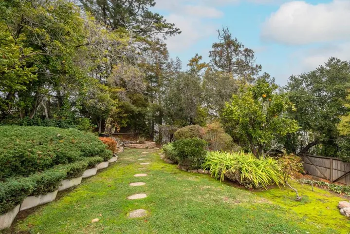 2910 Hillside Drive, Burlingame, California 94010