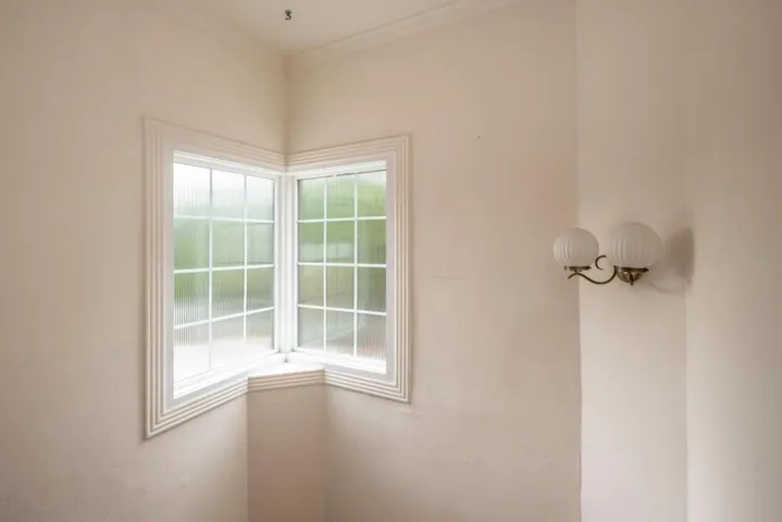 2910 Hillside Drive, Burlingame, California 94010