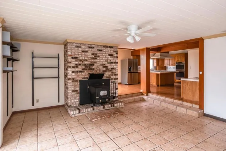 2910 Hillside Drive, Burlingame, California 94010