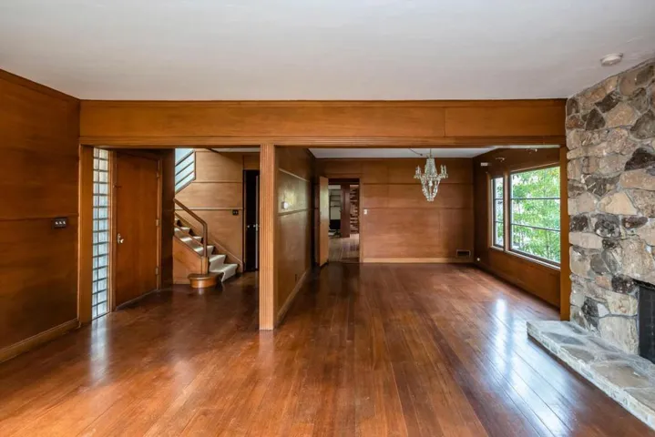 2910 Hillside Drive, Burlingame, California 94010