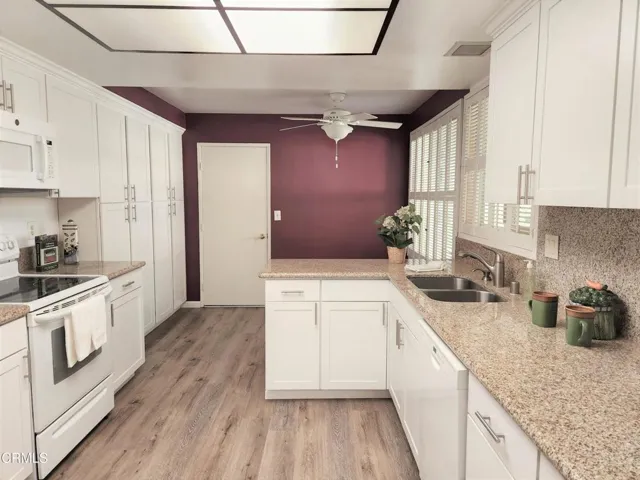 42111 Village 42 WeSellLeisureVillage (3