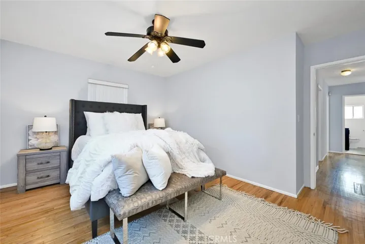 larger front bedroom