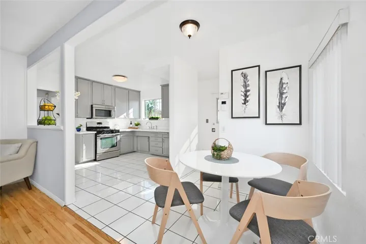 Dining area adjacent to the living and kitchen