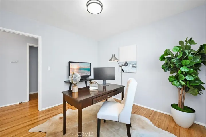 home office or convert to gym/kids room