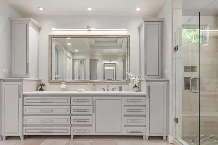 master vanity