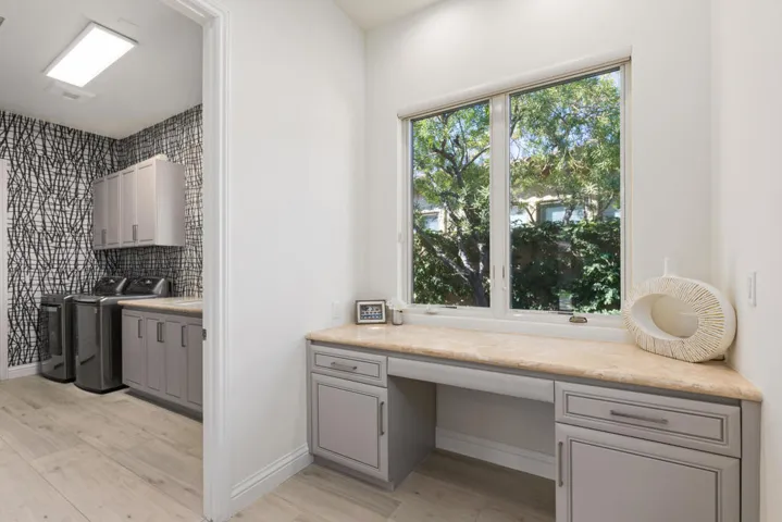 office/laundry
