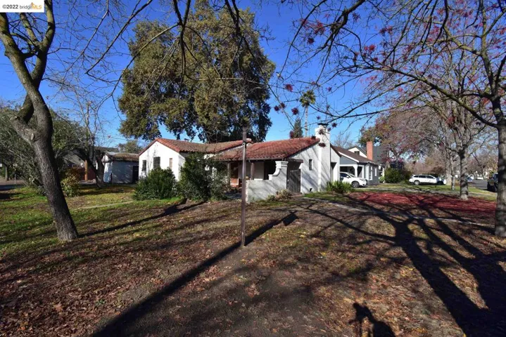 501 Olive Ave, Modesto, California 95350