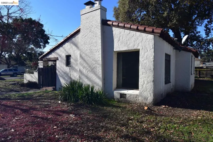 501 Olive Ave, Modesto, California 95350