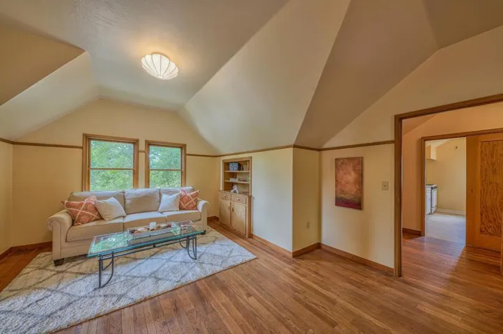 817 Congress Avenue, Pacific Grove, California 93950