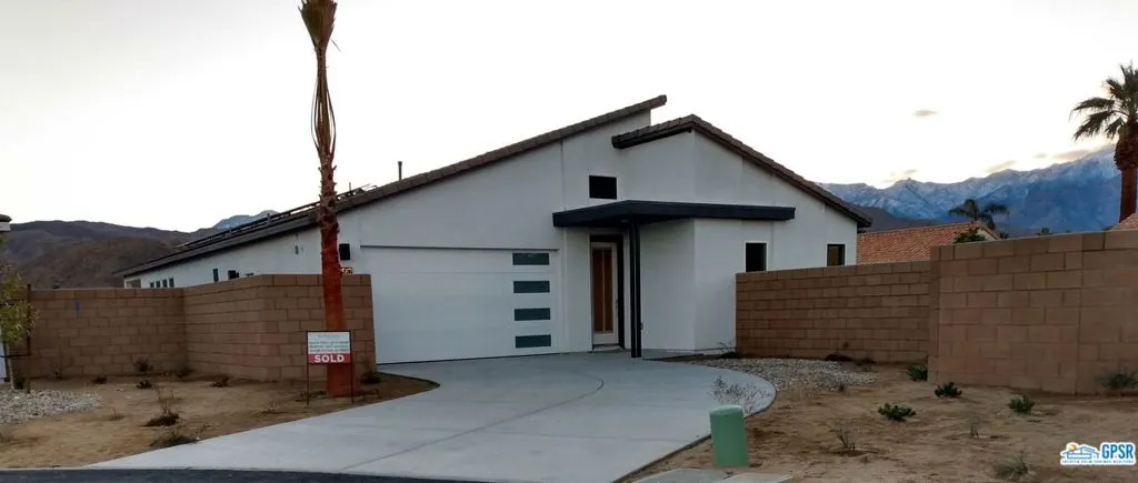 69567 Corte Celeste, Cathedral City, California 92234