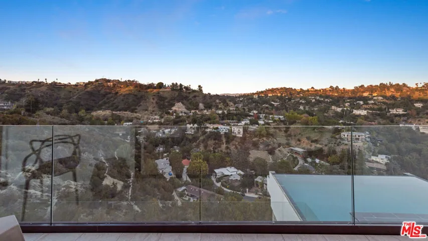 7567 Hermes Drive, Los Angeles, California 90046