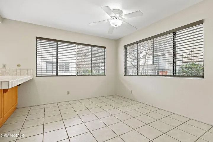 14-web-or-mls-UpmarketMedia_26110AlizA-2