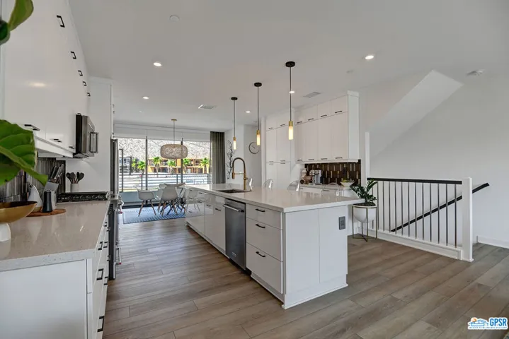 962 Cameron Center Drive, Palm Springs, California 92264