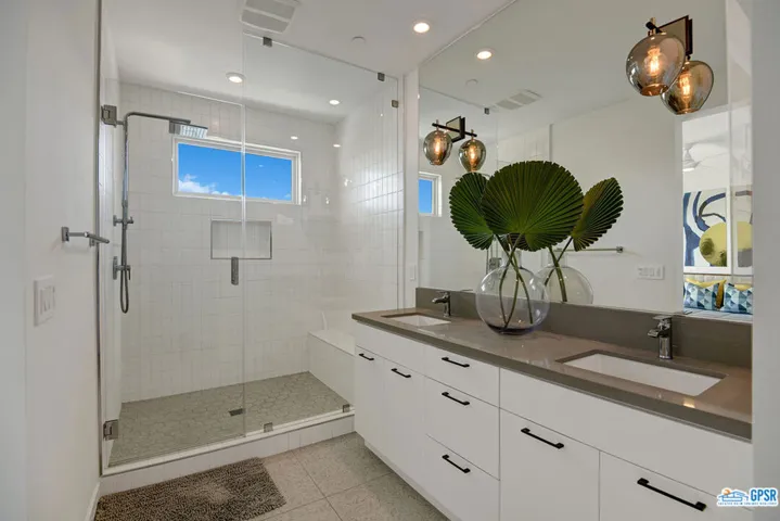 962 Cameron Center Drive, Palm Springs, California 92264