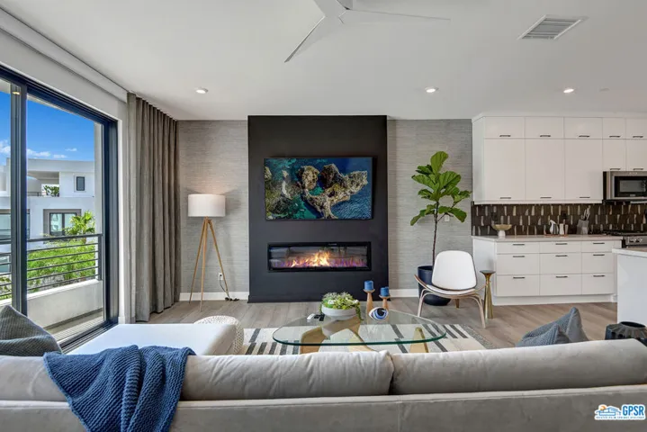 962 Cameron Center Drive, Palm Springs, California 92264