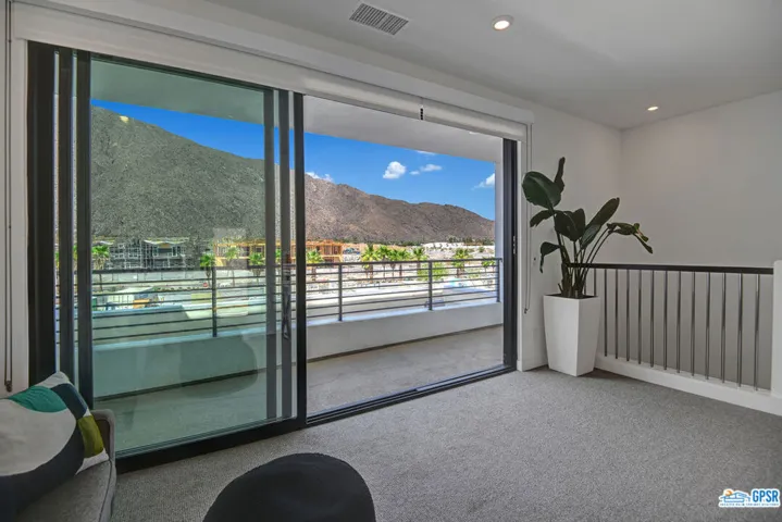 962 Cameron Center Drive, Palm Springs, California 92264