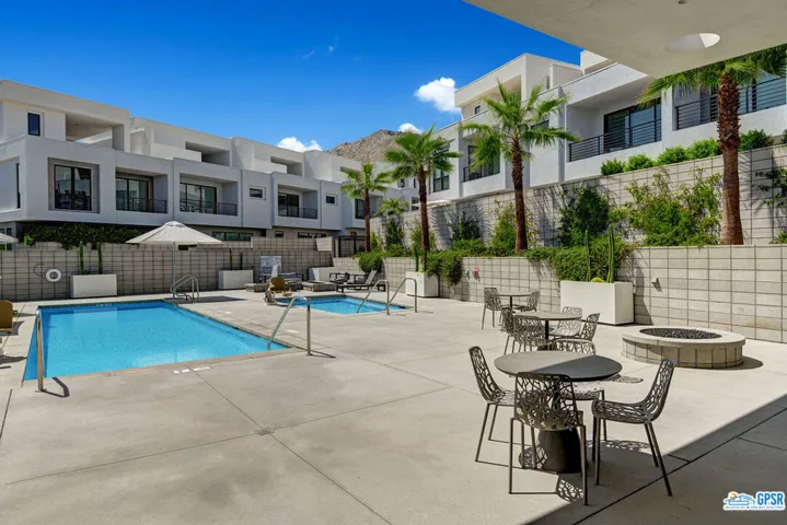 962 Cameron Center Drive, Palm Springs, California 92264