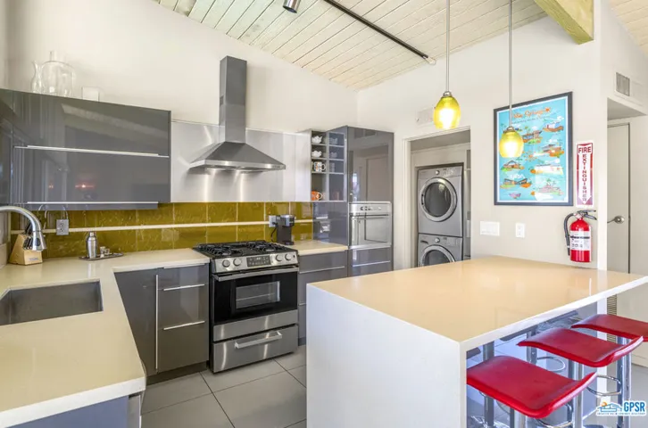 205 N Orchid Tree Lane, Palm Springs, California 92262