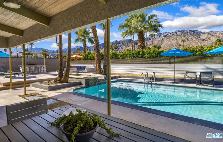 205 N Orchid Tree Lane, Palm Springs, California 92262